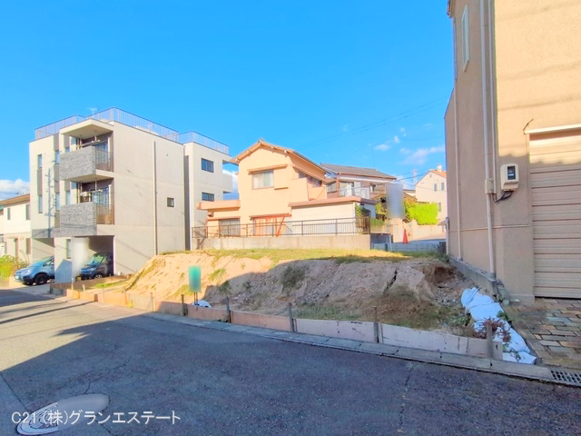愛知県岡崎市戸崎町字藤狭の土地更地・土地写真 2025年9月28日撮影