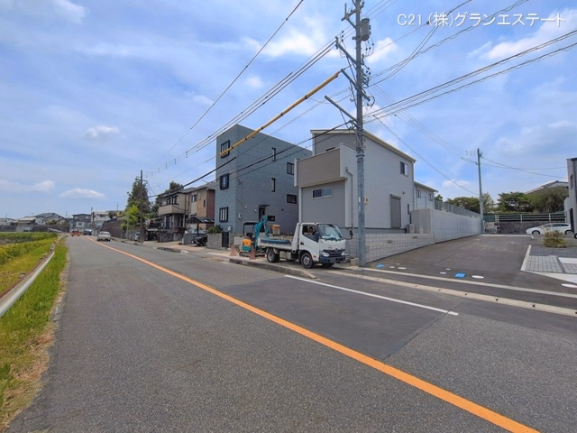 愛知県豊田市桝塚西町南山の新築戸建て外構写真 2026年6月18日撮影