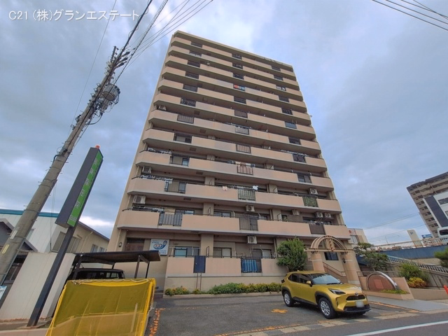愛知県豊田市山之手８丁目のマンション『ユニーブル山之手』外観写真 2026年5月26日撮影