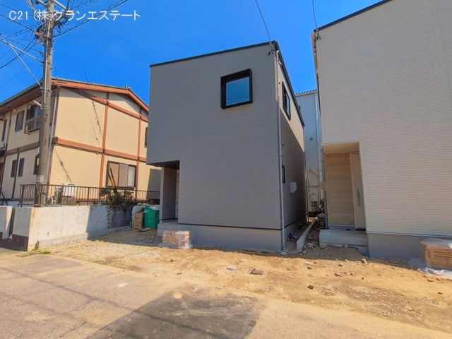 愛知県岡崎市栄町5丁目の新築戸建て外構写真 2026年7月8日撮影