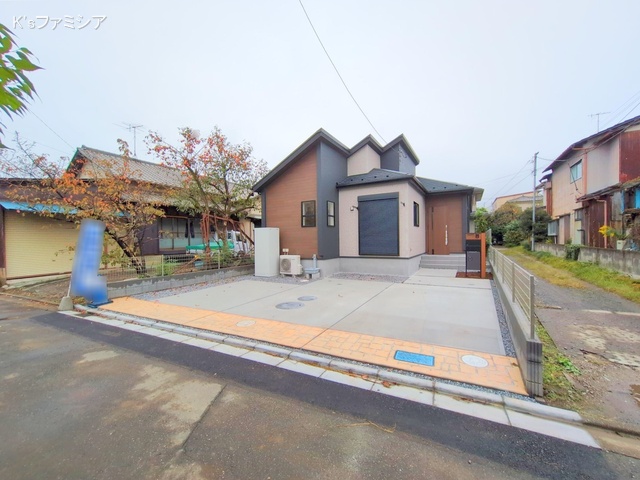 埼玉県さいたま市緑区大字下山口新田の新築戸建て完成写真 2025年10月15日撮影