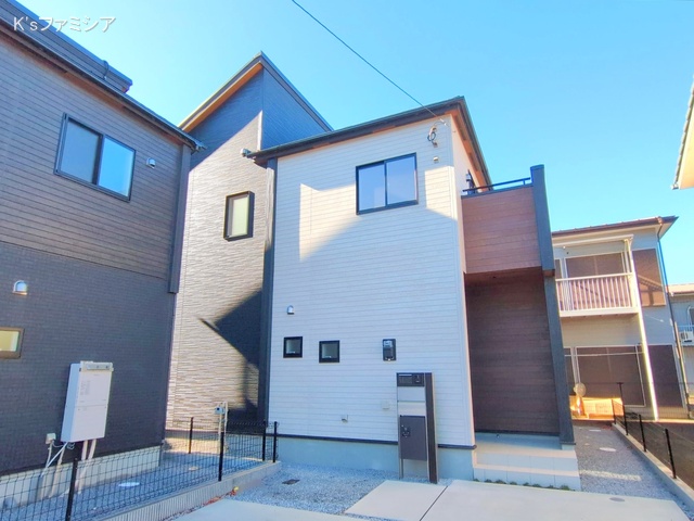 埼玉県さいたま市岩槻区上里1丁目の新築戸建て完成写真 2025年12月14日撮影