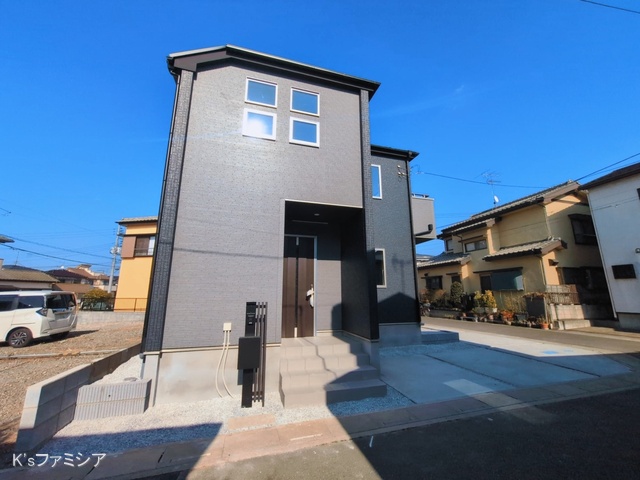 埼玉県上尾市小泉６丁目の新築戸建て完成写真 2026年3月16日撮影