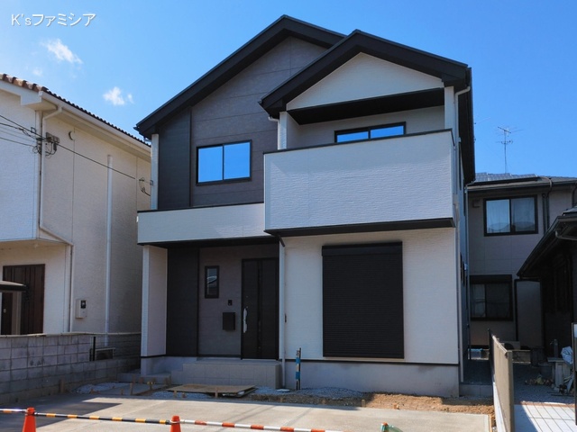 埼玉県さいたま市岩槻区大字岩槻の新築戸建て外構写真 2026年3月8日撮影