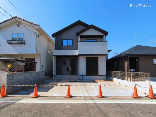 埼玉県さいたま市岩槻区大字岩槻の新築戸建て外構写真 2026年3月8日撮影