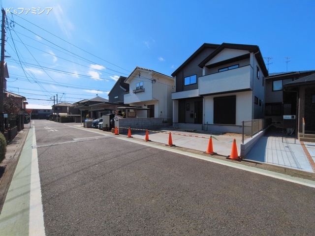 埼玉県さいたま市岩槻区大字岩槻の新築戸建て外構写真 2026年3月8日撮影