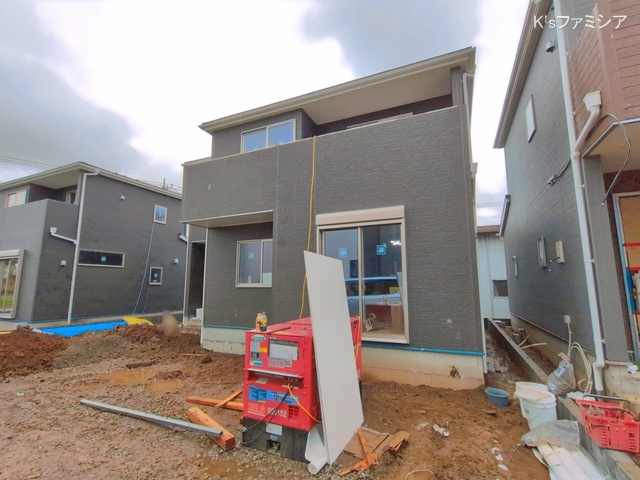 埼玉県さいたま市岩槻区上野１丁目の新築戸建て外構写真 2026年3月25日撮影