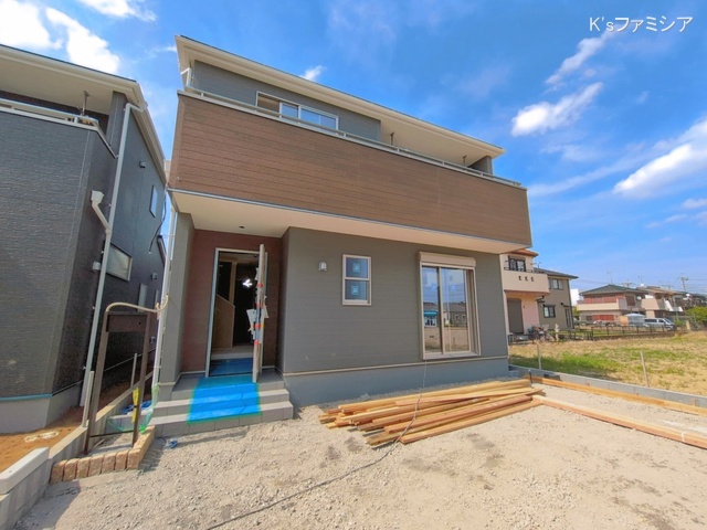 埼玉県さいたま市岩槻区上野１丁目の新築戸建て外構写真 2026年4月13日撮影