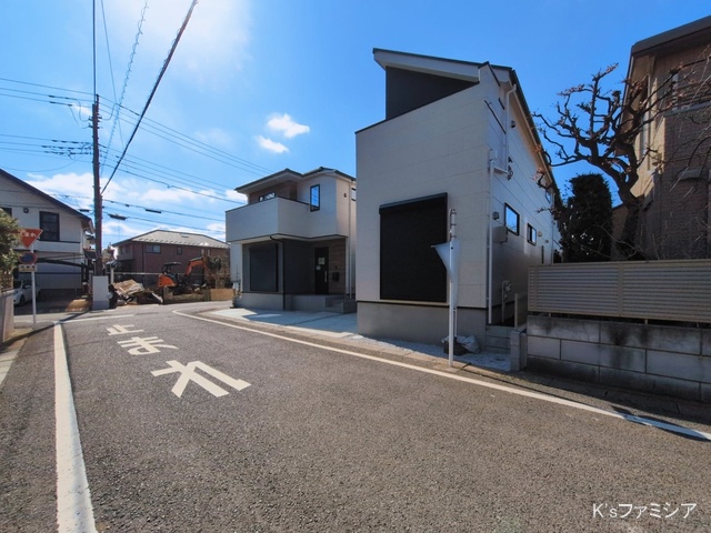 埼玉県さいたま市岩槻区東岩槻3丁目の新築戸建て完成写真 2026年3月15日撮影