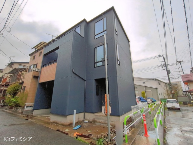 埼玉県さいたま市緑区原山１丁目の新築戸建て外構写真 2026年3月31日撮影