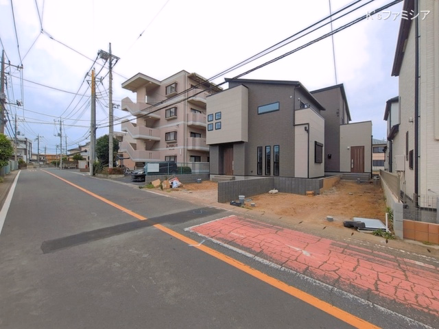 埼玉県北足立郡伊奈町寿４丁目の新築戸建て外構写真 2026年6月1日撮影