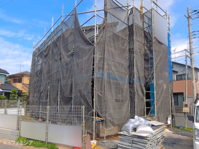 埼玉県桶川市末広３丁目の新築戸建てシート写真 2026年6月11日撮影