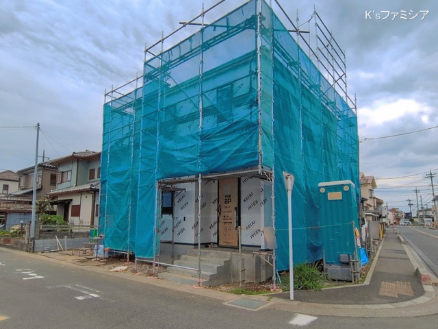 埼玉県北足立郡伊奈町栄４丁目の新築戸建てシート写真 2026年4月29日撮影