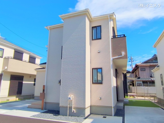 愛知県春日井市味美白山町１丁目の新築戸建て完成写真 2025年10月5日撮影