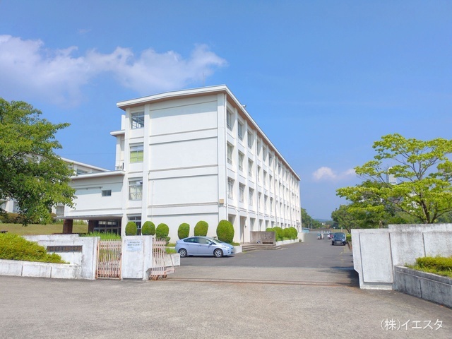 春日井市立岩成台中学校　距離210m
