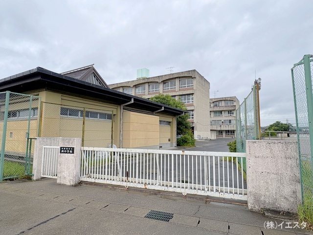 尾張旭市立西中学校 距離1280m