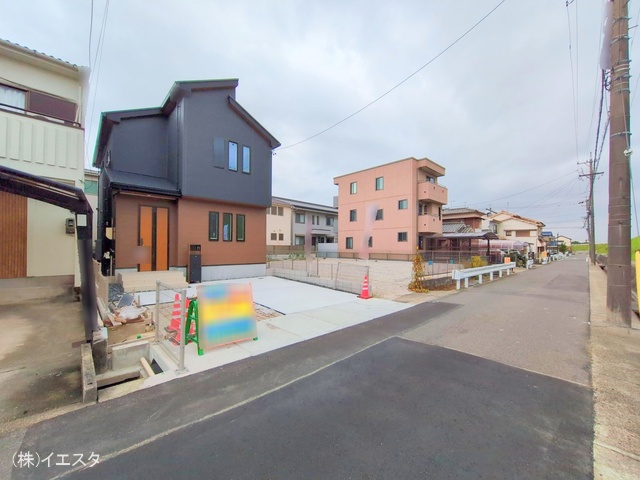 愛知県名古屋市守山区川北町の新築戸建て外構写真 2025年10月13日撮影