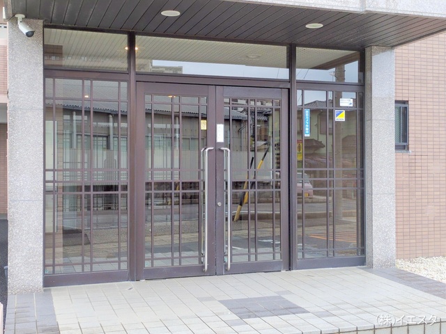 愛知県尾張旭市東栄町4丁目のマンション『アピエス三郷』エントランス写真 2025年5月5日撮影