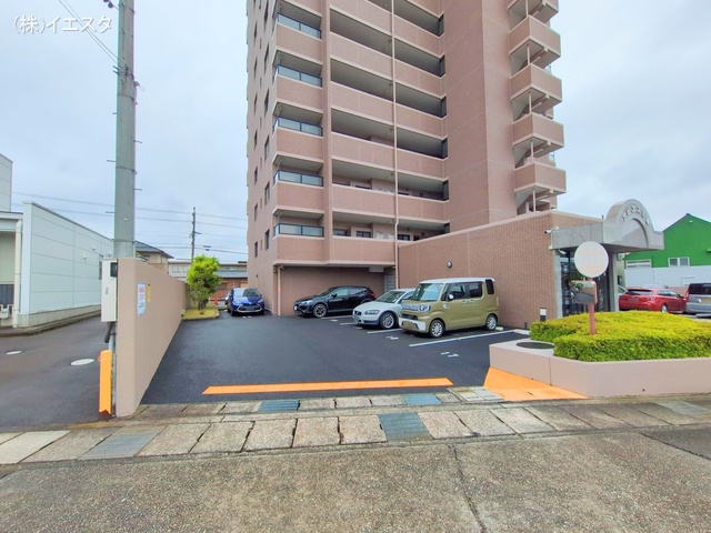 愛知県尾張旭市東栄町4丁目のマンション『アピエス三郷』外観写真 2025年5月5日撮影