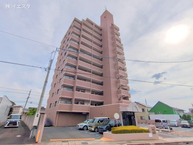 愛知県尾張旭市東栄町4丁目のマンション『アピエス三郷』外観写真 2025年9月2日撮影