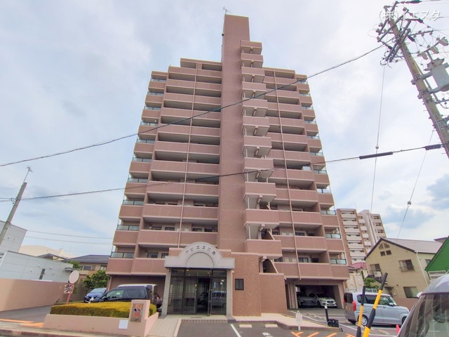 愛知県尾張旭市東栄町4丁目のマンション『アピエス三郷』外観写真 2025年9月2日撮影
