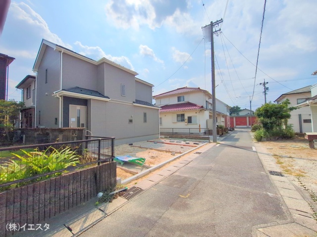 愛知県瀬戸市塩草町の新築戸建て外構写真 2025年8月25日撮影
