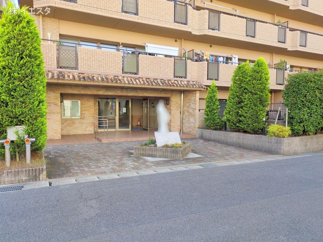 愛知県日進市藤枝町前田のマンション『エルシエロ日進天空の館』外観写真 2025年11月18日撮影