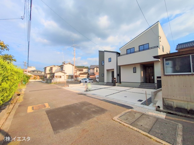 愛知県瀬戸市平町１丁目の新築戸建て完成写真 2025年9月22日撮影