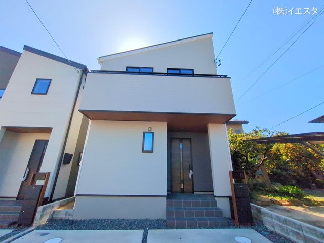 愛知県瀬戸市平町１丁目の新築戸建て完成写真 2025年10月16日撮影