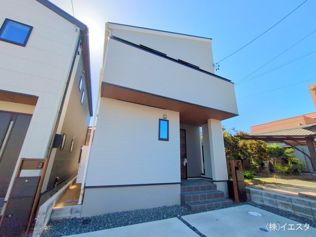 愛知県瀬戸市平町１丁目の新築戸建て完成写真 2025年10月16日撮影