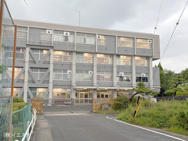 長久手市立長久手中学校 距離450m
