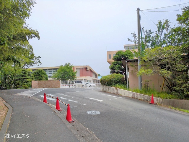 日進市立日進東中学校 距離2800m