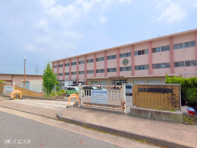 瀬戸市立光陵中学校　距離550m