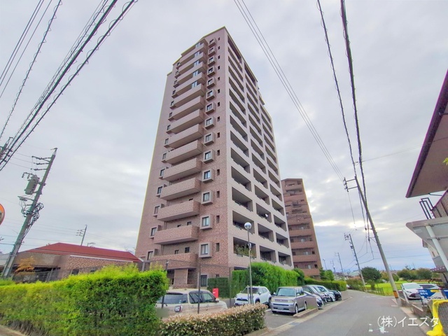 愛知県長久手市鴨田のマンション『ファミール藤ヶ丘2番館』外観写真 2025年9月24日撮影