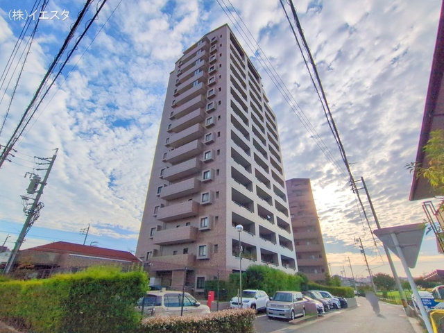 愛知県長久手市鴨田-中古マンション-ファミール藤ヶ丘2番館のマンション写真