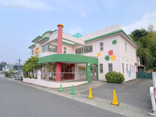もみじこども園　距離710m