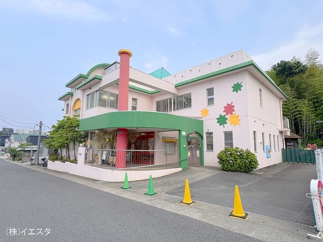 もみじこども園　距離710m
