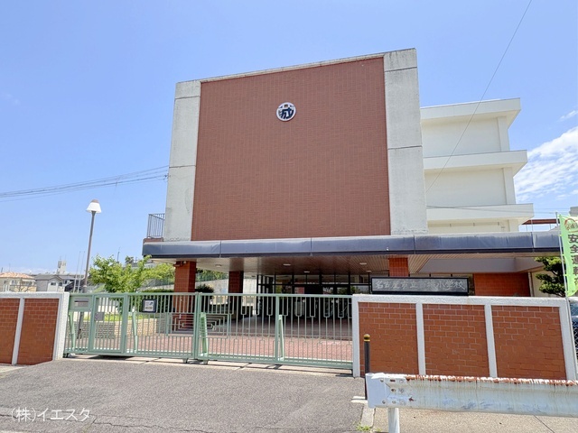 名古屋市立西城小学校　距離290m