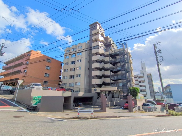 愛知県日進市浅田平子３丁目のマンション『キングスコート赤池』外観写真 2025年11月9日撮影