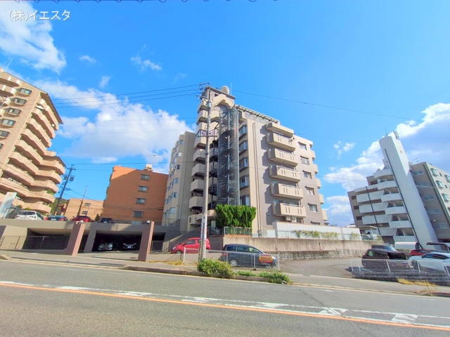 愛知県日進市浅田平子３丁目のマンション『キングスコート赤池』外観写真 2025年11月9日撮影