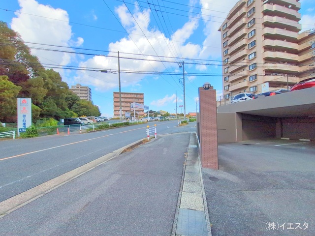 愛知県日進市浅田平子３丁目のマンション『キングスコート赤池』外観写真 2025年11月9日撮影