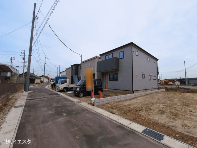 愛知県春日井市熊野町の新築戸建て外構写真 2026年3月1日撮影