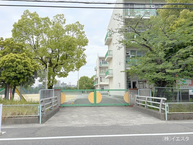 春日井市立上条小学校　距離1330m