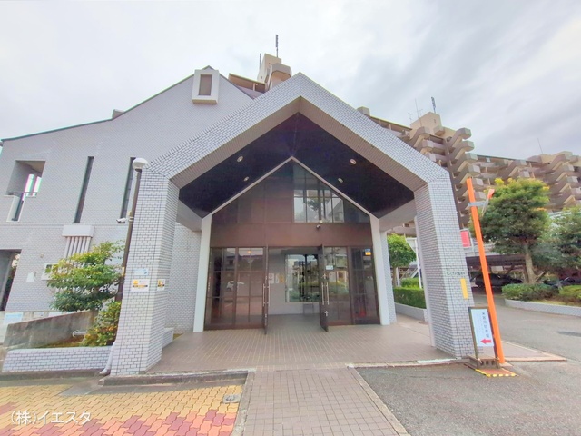 愛知県尾張旭市井田町3丁目のマンション『ラビデンス尾張旭光和』エントランス写真 2024年12月10日撮影