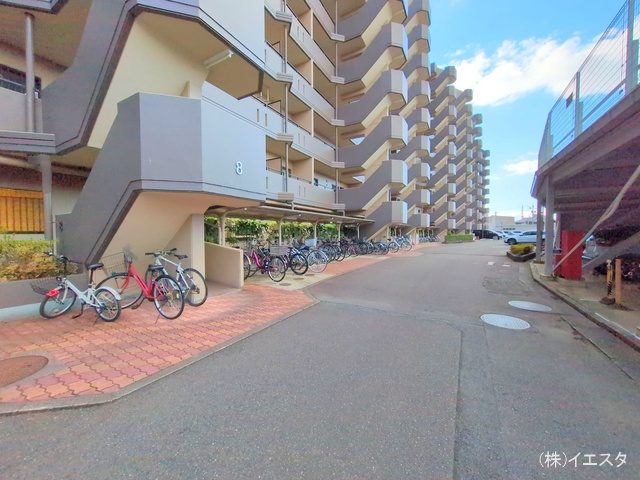 愛知県尾張旭市井田町3丁目のマンション『ラビデンス尾張旭光和』外観写真 2024年12月16日撮影