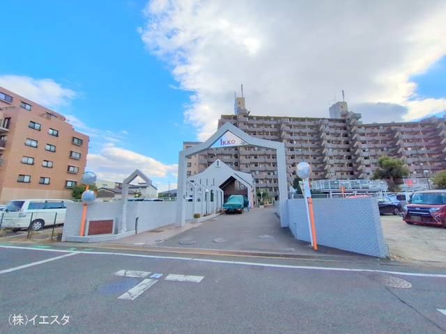 愛知県尾張旭市井田町3丁目のマンション『ラビデンス尾張旭光和』外観写真 2024年12月16日撮影