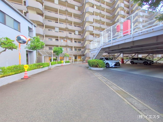 愛知県尾張旭市井田町3丁目のマンション『ラビデンス尾張旭光和』外観写真 2024年12月16日撮影