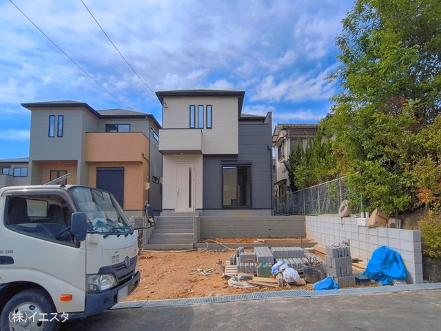愛知県春日井市高森台7丁目の新築戸建て外構写真 2026年4月26日撮影