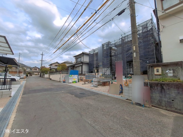 愛知県春日井市高森台5丁目の新築戸建てシート写真 2026年4月8日撮影