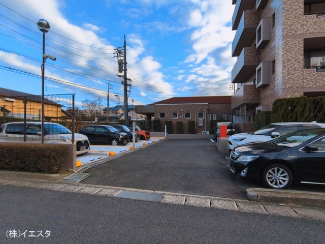 愛知県長久手市鴨田のマンション『ファミール藤ヶ丘2番館』外観写真 2026年3月10日撮影